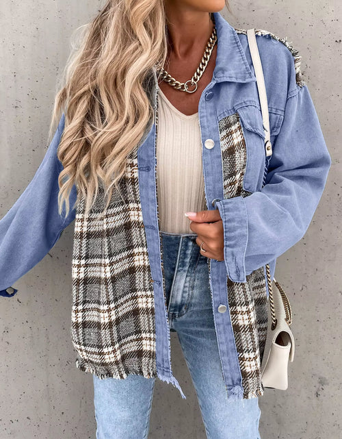 Load image into Gallery viewer, Fashion Women Denim Jackets Raw Edge Hem Plaid Splicing Casual Outerwear Single Breasted Lapel Contrast Color Shacket Pocket
